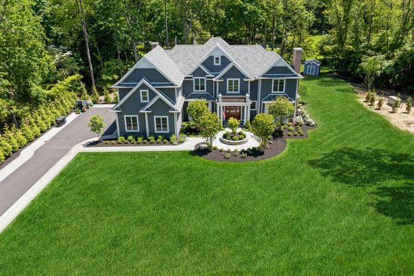 Backyard, Exterior, Facade, Queen Anne Victorian