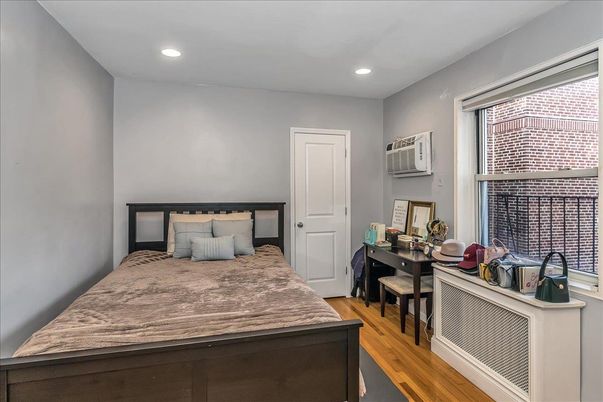 Bedroom, Home Office, Interior, Recessed Lighting, Wood Texture Flooring