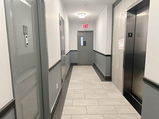 Elevator, Interior