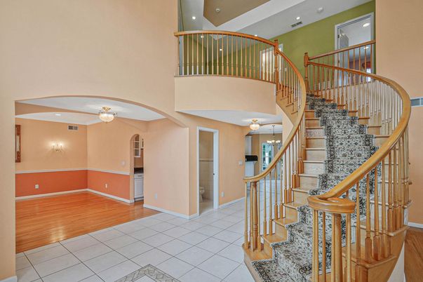 Chandelier, Interior, Recessed Lighting, Wood Texture Flooring