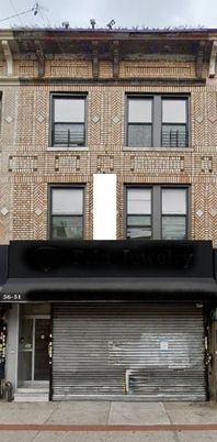Exterior, Facade, Brick Facade, Rowhouse