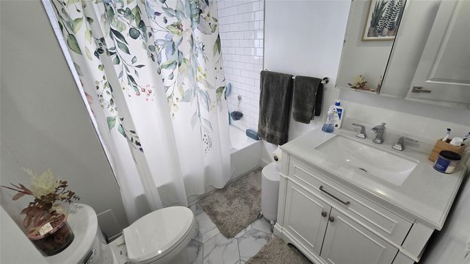Bathroom, Interior, Marble