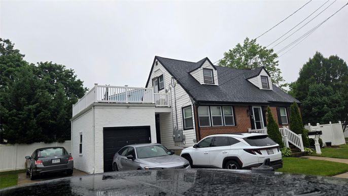 Attached, Exterior, Facade, Brick Facade, Cape Cod
