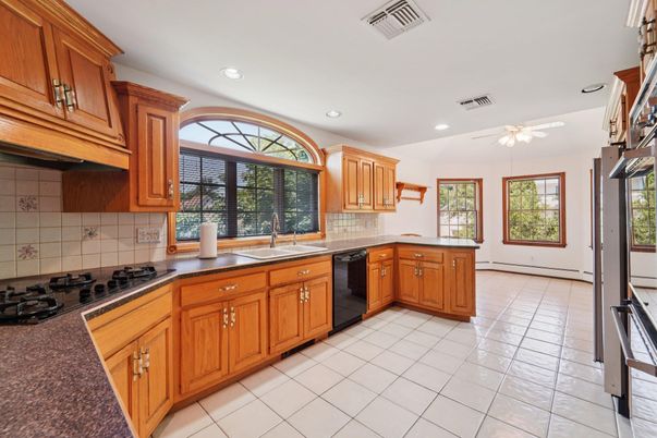 Interior, Kitchen, Recessed Lighting