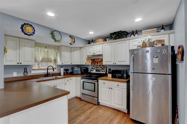 Interior, Kitchen, Recessed Lighting, Wood Texture Flooring