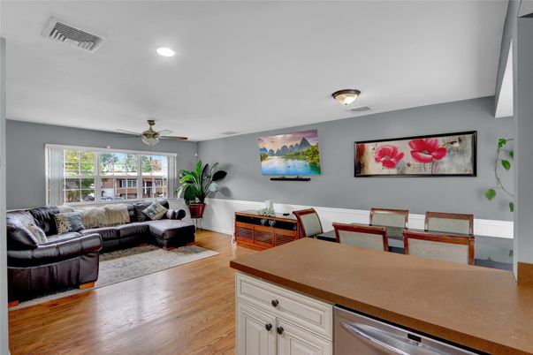 Dining room, Interior, Living room, Recessed Lighting, Wood Texture Flooring