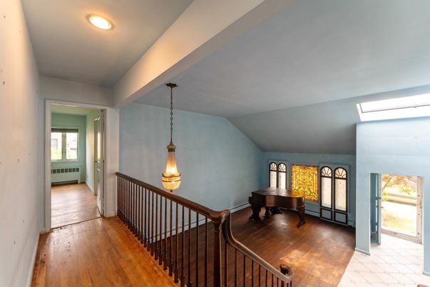 Interior, Pendant Lights, Recessed Lighting, Wood Texture Flooring