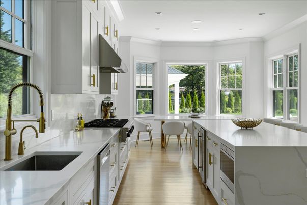 Dining room, Interior, Kitchen, Recessed Lighting, Wood Texture Flooring