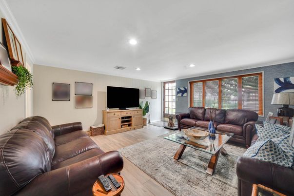 Interior, Living room, Recessed Lighting, Wood Texture Flooring