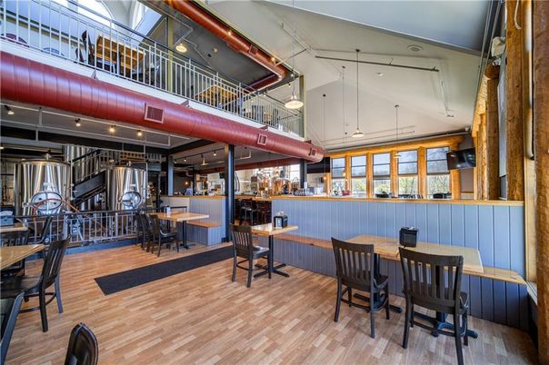 Interior, Pendant Lights, Wood Texture Flooring
