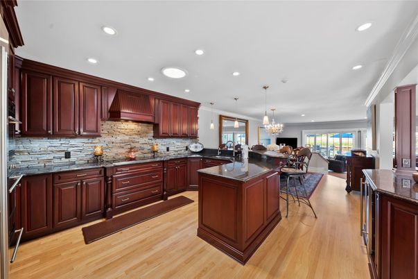 Chandelier, Dining room, Interior, Kitchen, Pendant Lights, Recessed Lighting, Wood Texture Flooring