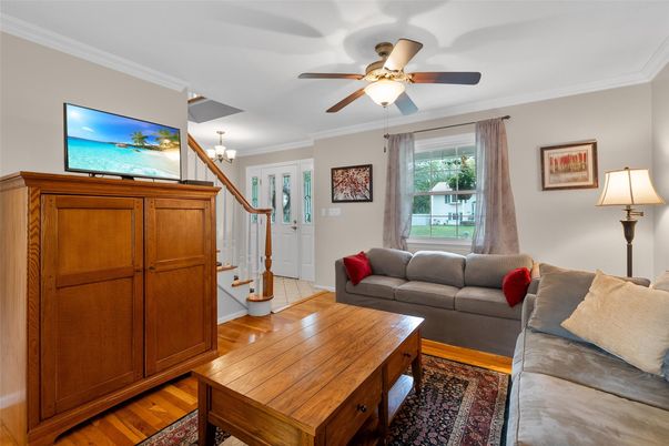 Chandelier, Interior, Living room, Wood Texture Flooring