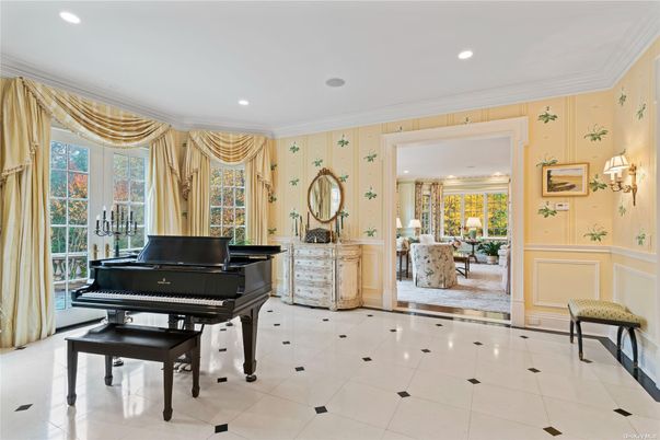 Interior, Piano, Recessed Lighting