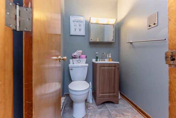 Bathroom, Interior