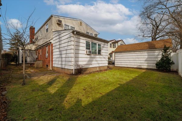 Backyard, Detached Garage, Exterior