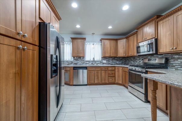 Interior, Kitchen, Pendant Lights, Recessed Lighting, Stainless Steel Appliances