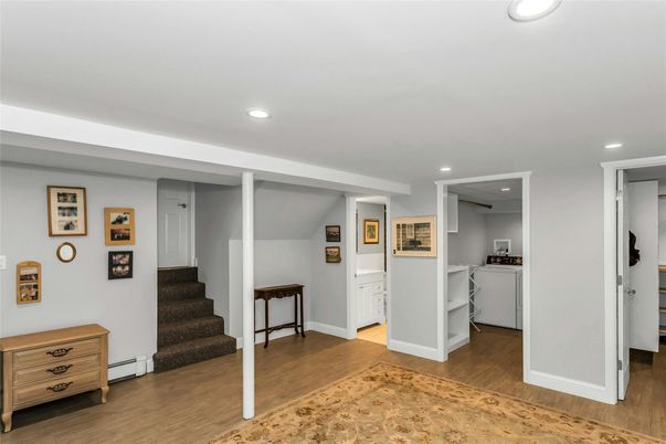 Interior, Recessed Lighting, Wood Texture Flooring