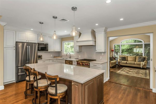 Interior, Kitchen, Living room, Pendant Lights, Recessed Lighting, Stainless Steel Appliances, Wood Texture Flooring