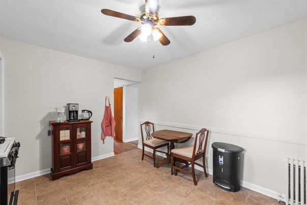 Dining room, Interior