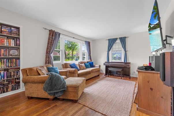 Interior, Living room, Piano, Wood Texture Flooring