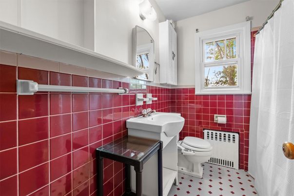 Bathroom, Interior