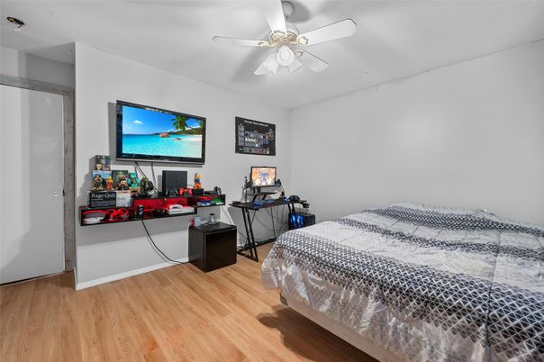 Bedroom, Interior, Water, Wood Texture Flooring