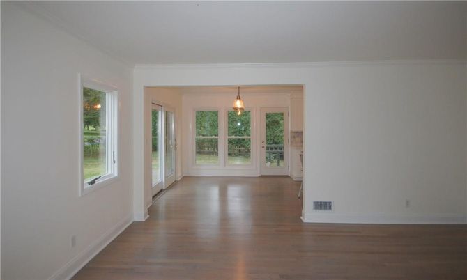 Empty room, Interior, Pendant Lights, Wood Texture Flooring