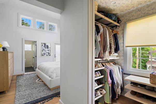 Bedroom, Interior, Walk-in Closets, Wood Texture Flooring