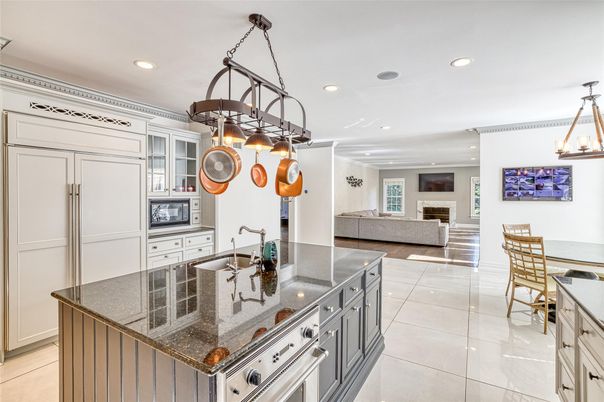 Dining room, Fireplace, Interior, Kitchen, Pendant Lights, Recessed Lighting