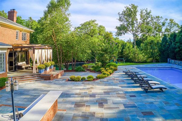 Backyard, Exterior, Pool