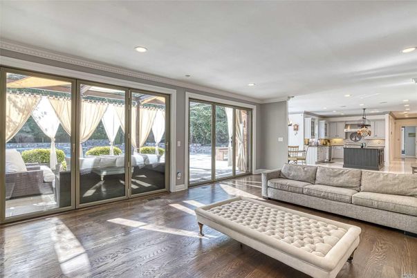 Interior, Kitchen, Living room, Pendant Lights, Recessed Lighting, Wood Texture Flooring