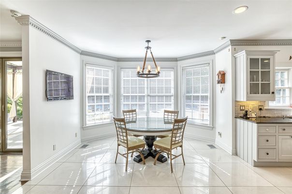 Chandelier, Dining room, Interior, Recessed Lighting