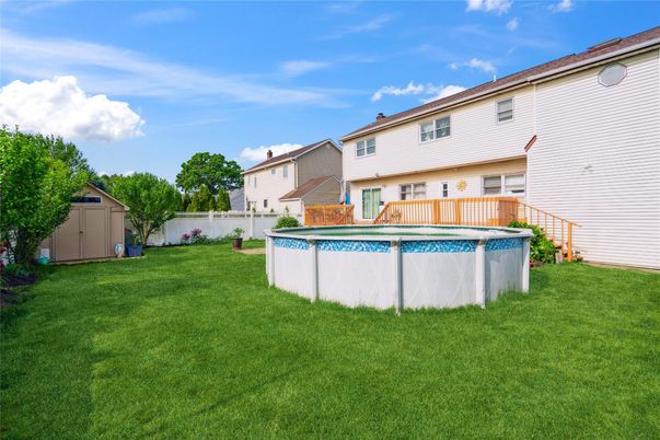 Backyard, Exterior, Pool