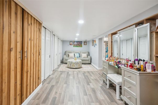 Interior, Recessed Lighting, Wood Texture Flooring, Wooden Walls