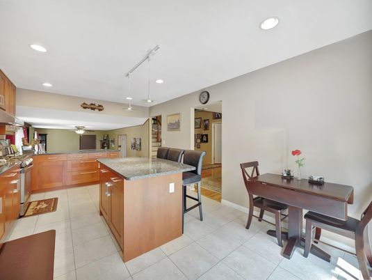 Dining room, Interior, Kitchen, Pendant Lights, Recessed Lighting
