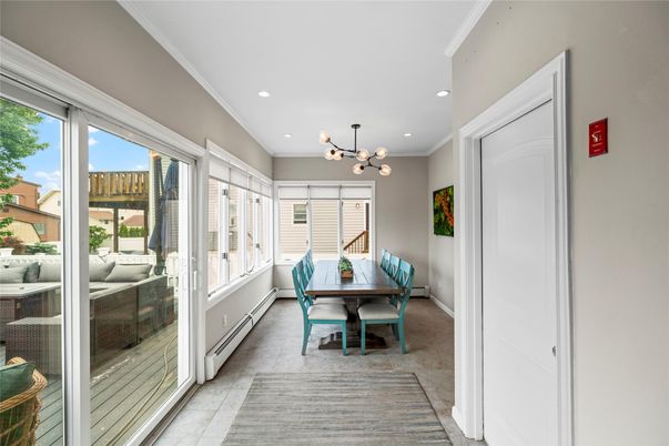 Dining room, Interior, Pendant Lights, Recessed Lighting