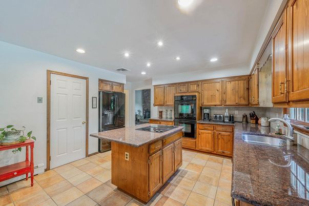 Interior, Kitchen, Recessed Lighting