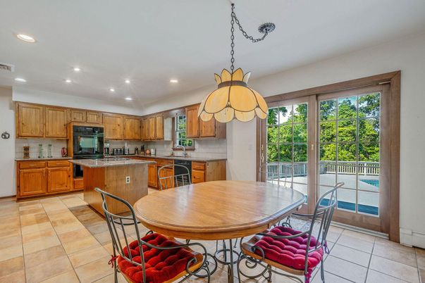Dining room, Interior, Kitchen, Pendant Lights, Recessed Lighting