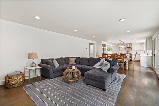 Dining room, Interior, Kitchen, Living room, Pendant Lights, Recessed Lighting, Stainless Steel Appliances, Wood Texture Flooring