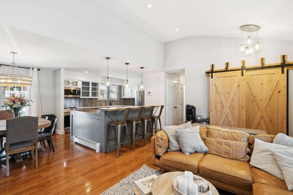 Dining room, Interior, Kitchen, Living room, Pendant Lights, Recessed Lighting, Wood Texture Flooring