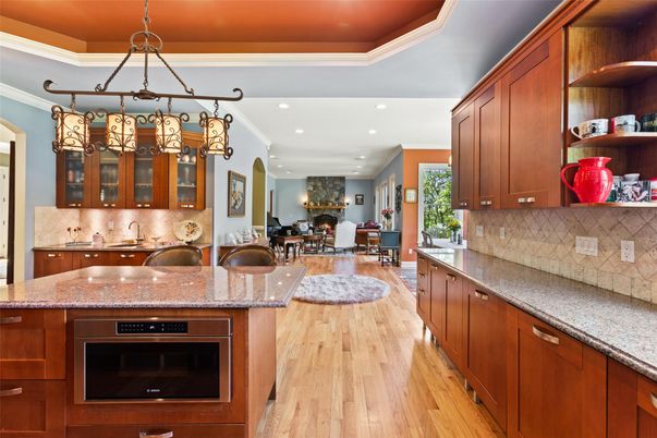 Dining room, Interior, Kitchen, Living room, Pendant Lights, Recessed Lighting, Wood Texture Flooring