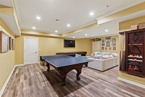 Game Room, Interior, Living room, Recessed Lighting, Wood Texture Flooring