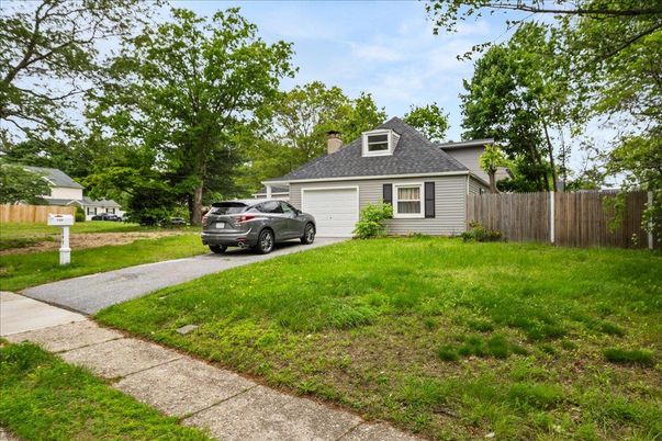 Attached, Backyard, Exterior, Facade, Cape Cod