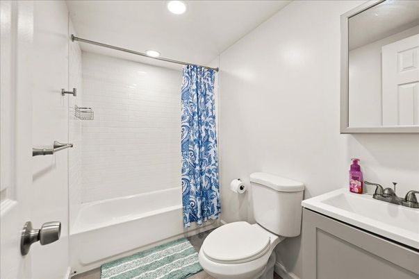Bathroom, Interior, Recessed Lighting, Wood Texture Flooring
