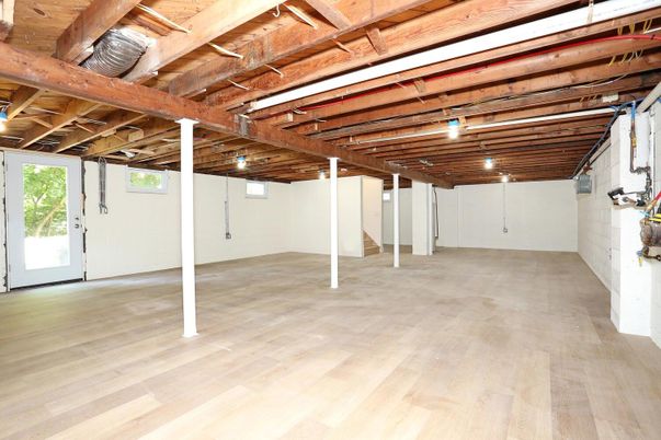 Empty room, Interior, Wooden Beams, Wood Texture Flooring