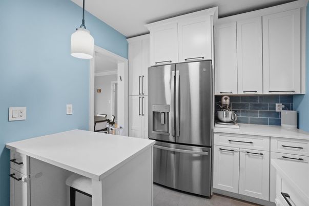 Interior, Kitchen, Pendant Lights, Stainless Steel Appliances