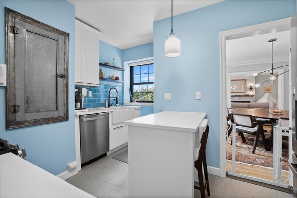 Dining room, Interior, Kitchen, Pendant Lights