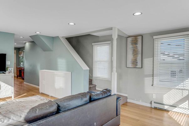 Interior, Recessed Lighting, Wood Texture Flooring
