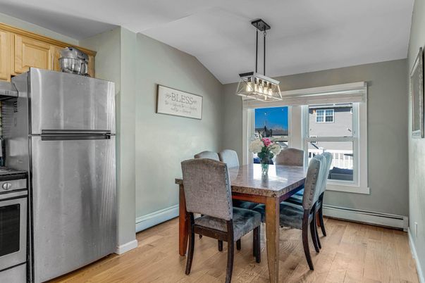 Dining room, Interior, Kitchen, Pendant Lights, Wood Texture Flooring