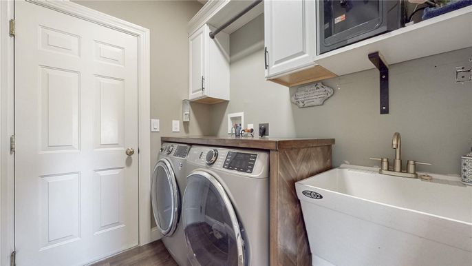 Interior, Washer